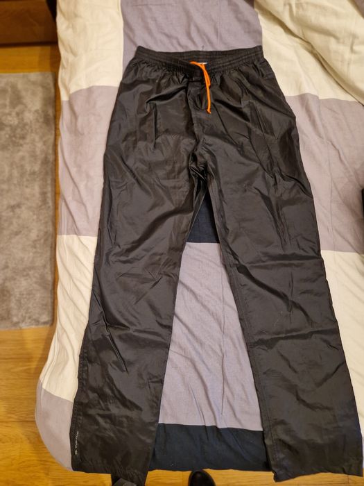 Calças e Casaco impermeável - tamanho XL