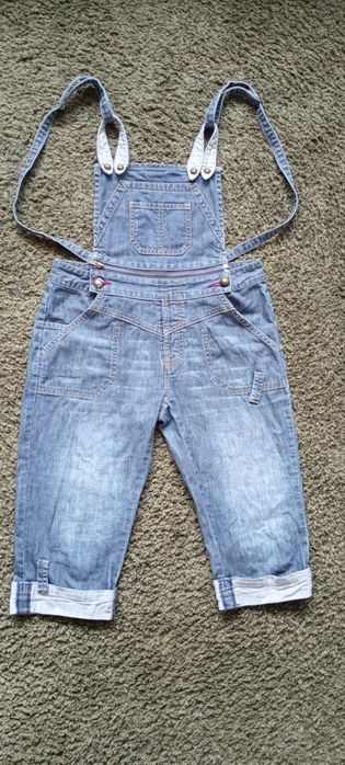 Krótkie jeansowe ogrodniczki