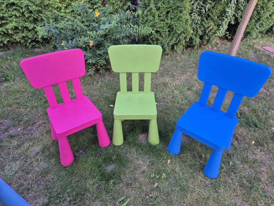Stół i 3 krzesła Mammut Ikea