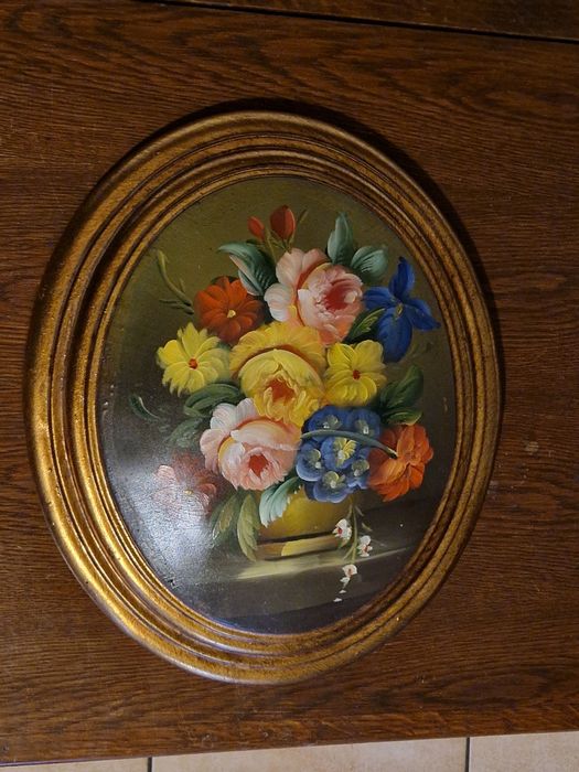 Owalny obraz olejny na drewnie