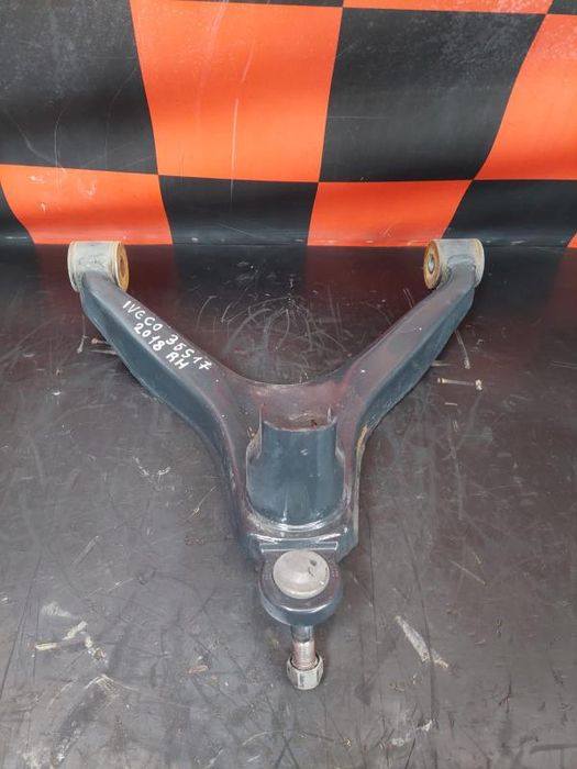 Braço de suspensão frente direito IVECO Daily IV Furgão/Combi