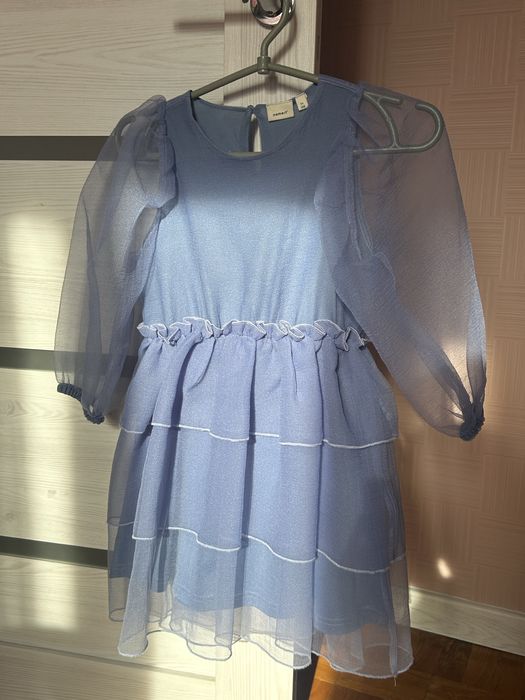 Гарна святкова сукня