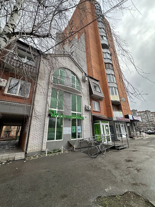 **КРУГ! Оренда 65 кв.м. Ремонт Фасад Топ місце