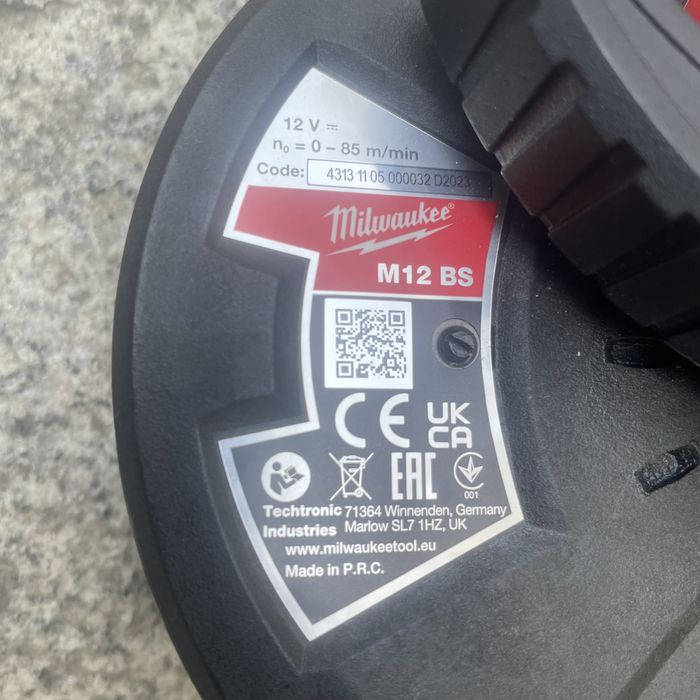 Pilarka taśmowa milwaukee M12 BS Nowa akumulatorowa