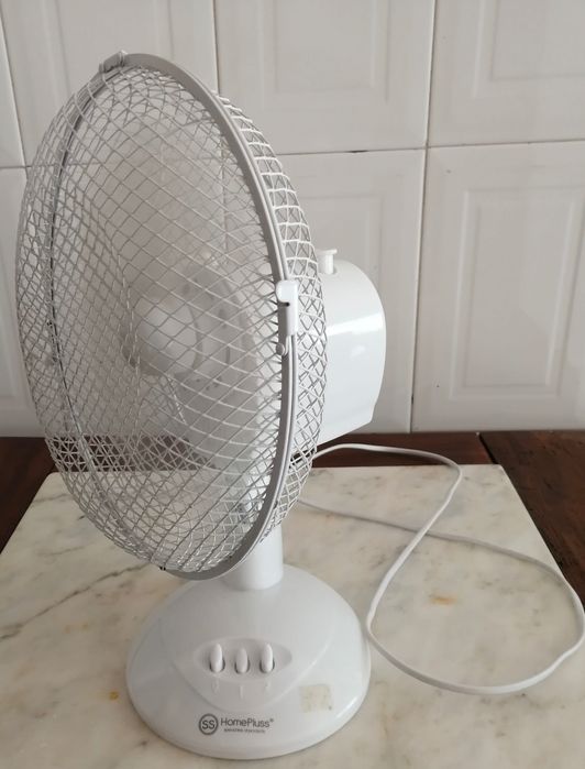 ventoinha pequena de cabeceira nova