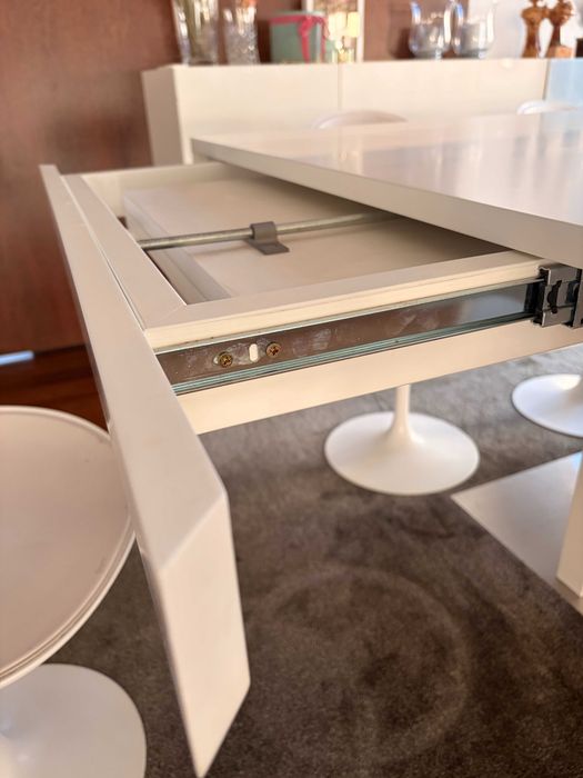 Mesa de jantar extensível até 3mt (comprimento) e 1mt (largura) (NOVO PREÇO)