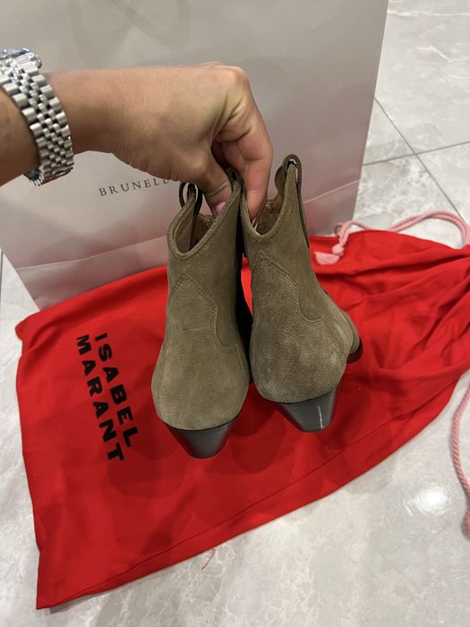 Казаки Isabel Marant.