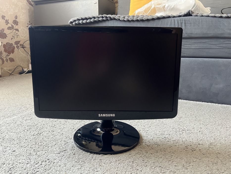 Монитор для ПК Samsung 19’ идеал.