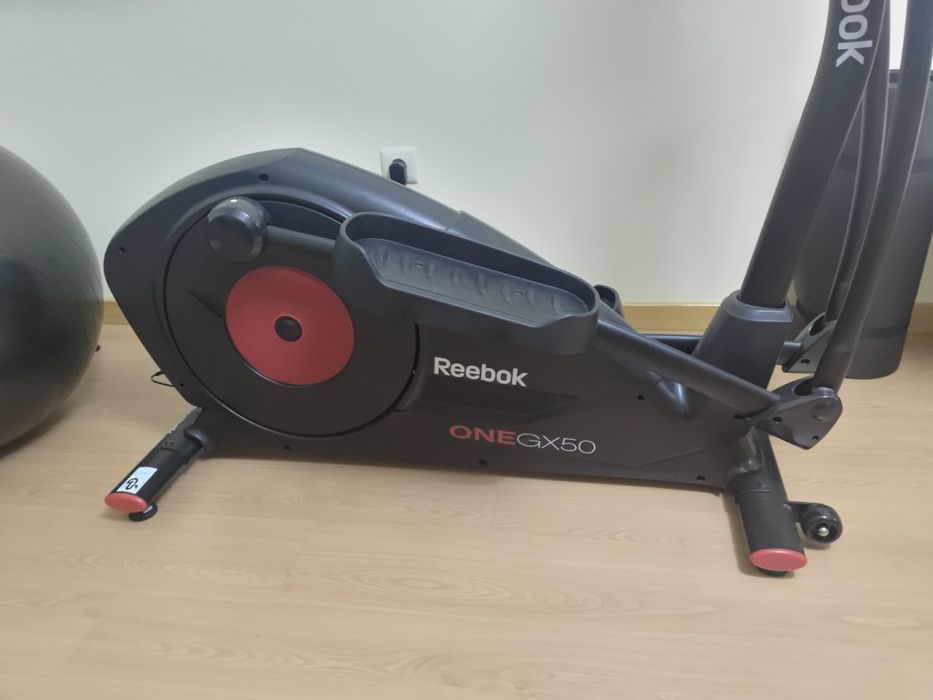 Bicicleta Elíptica Reebok One GX50 excelente estado