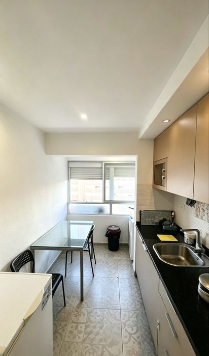 Quarto para arrendar