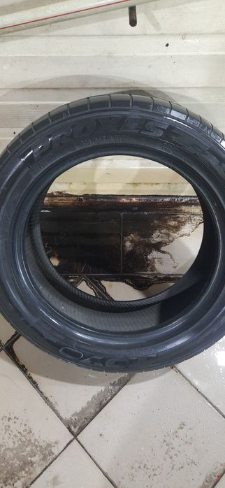Продам шини шини легкові