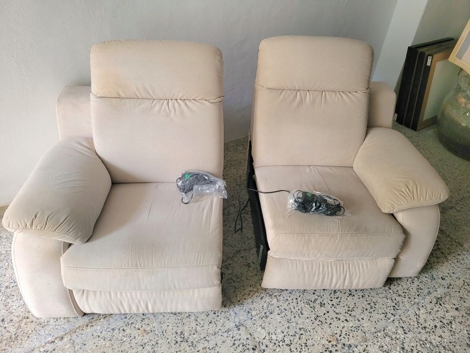 Sofá Reclinável Elétrico de 2 Lugares | Funcionamento Individual | Beg