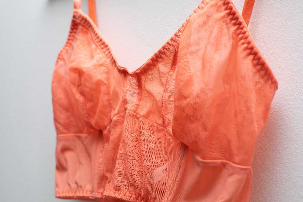 Biustonosz stanik bralet koronkowy braletka top