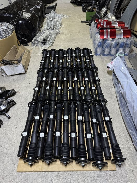 Передні стойки двох каткові Mercedes Sprinter W906 Спринтер 907 Спарка