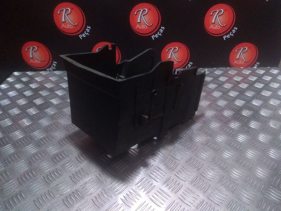 Suporte Da Bateria Ford Focus Ii Turnier (Da_, Ffs, Ds)