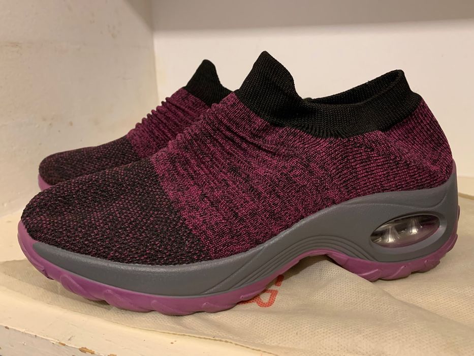 02 pares Tênis como novos!