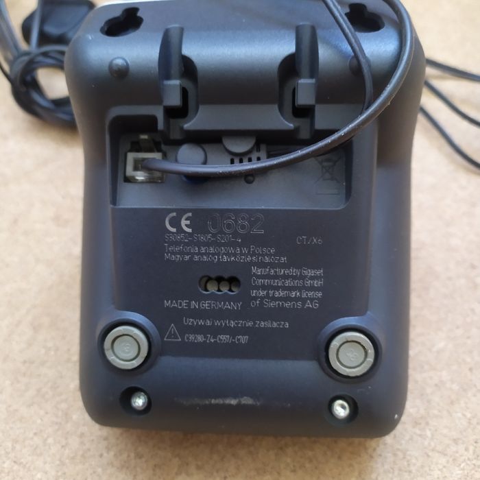 Telefon Siemens gigaset e360.