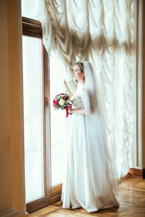 Свадебное платье