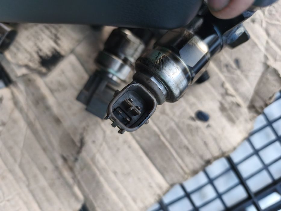 Форсунки Нісан 2.2дизель  ТНВД