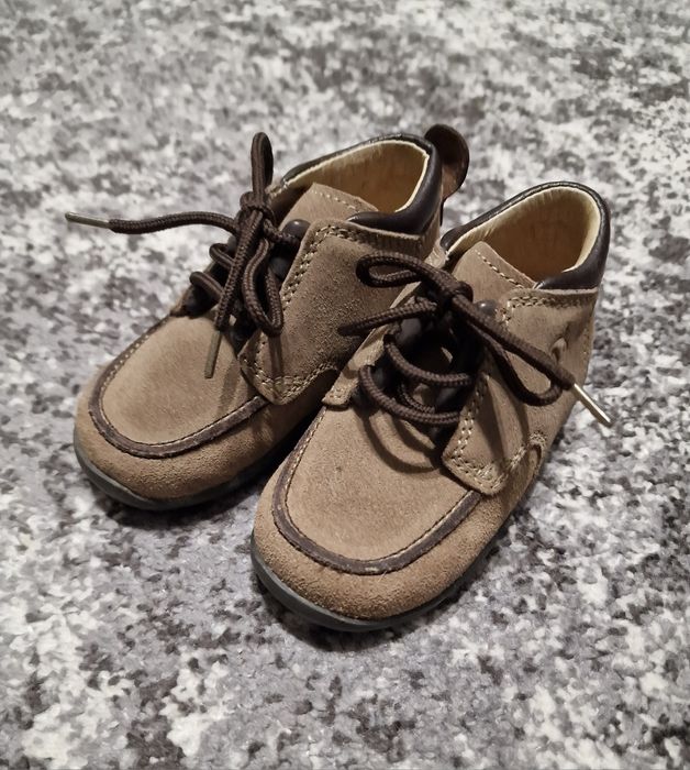 Черевики, капці, сандалі для хлопчика