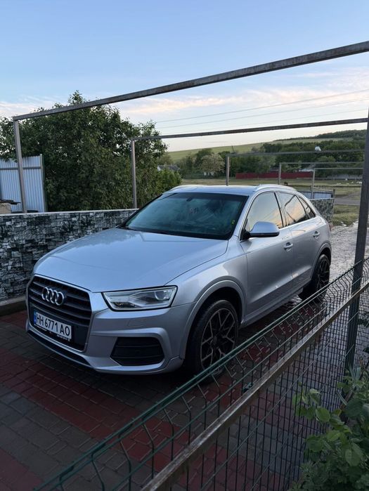 Продам Ауди q3 Quattro 2015 год автомат