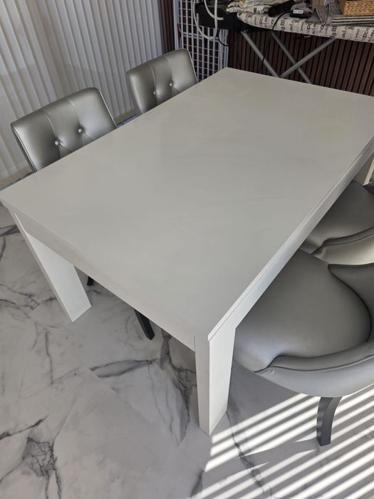 Mesa de Jantar Usado