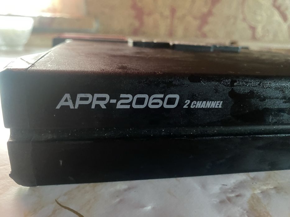 Продам усилитель