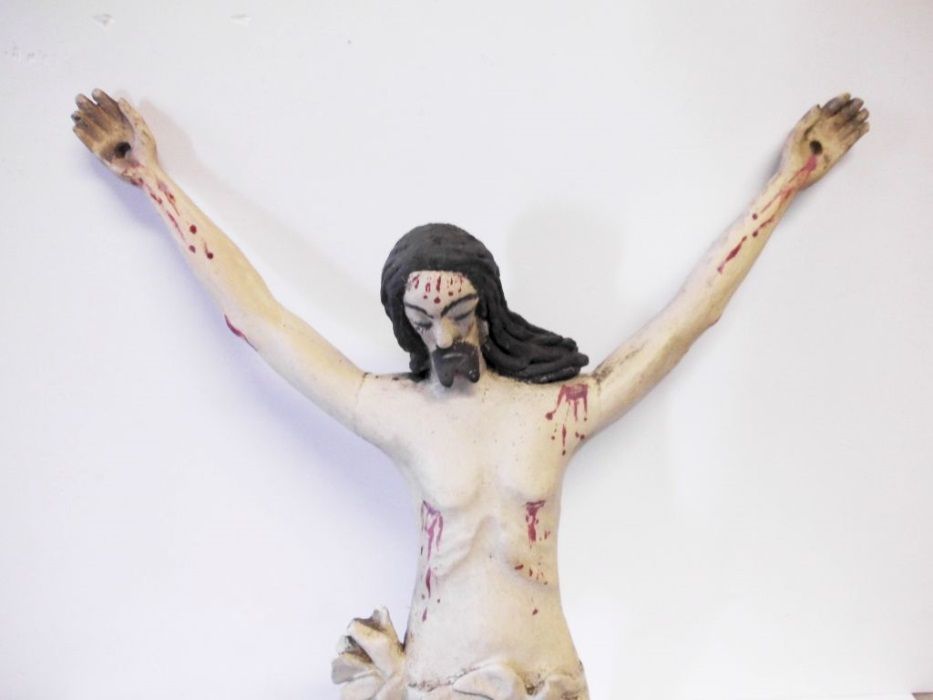 antigo cristo crucificado em madeira policromada do Sec. XIX