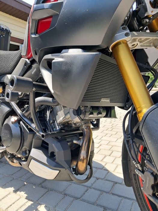 Suzuki v-strom dl1000