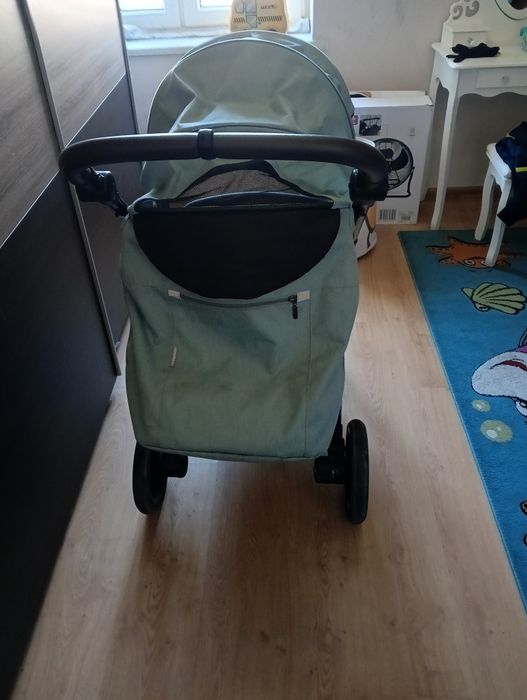 Wózek spacerowy dla dziecka