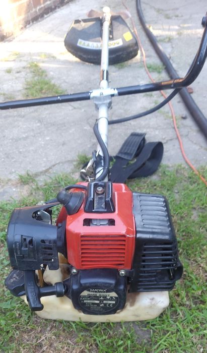 Kosa spalinowa Matrix BMS 900T