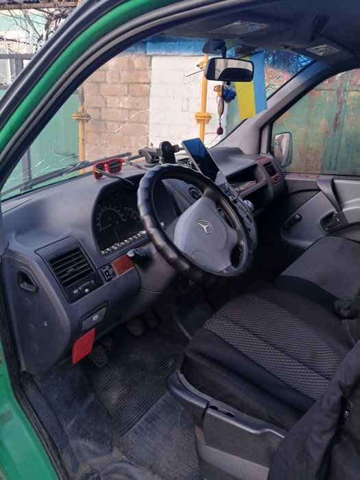 Мерс віто 2.2 сді