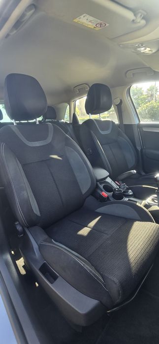Citroën C4 1.2 PureTech Feel (2016) "201.000km REAIS" Consumos Baixos COMPLETAMENTE NOVO!! (5150€)