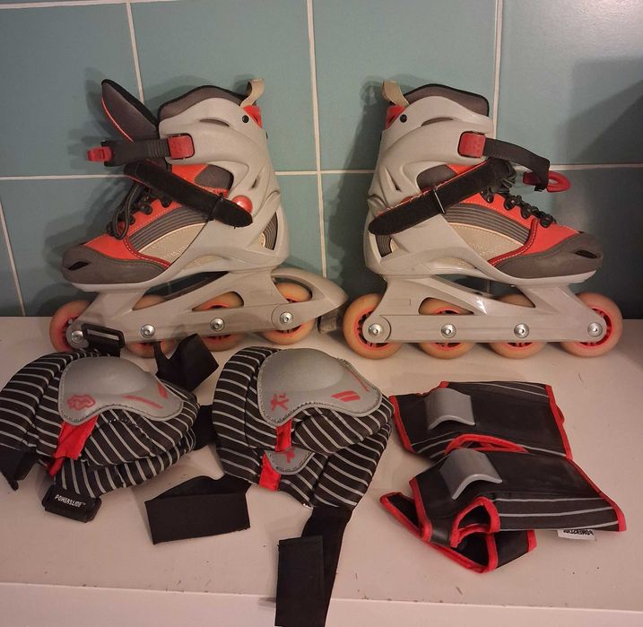 Inline Skates Pair447336011269427201