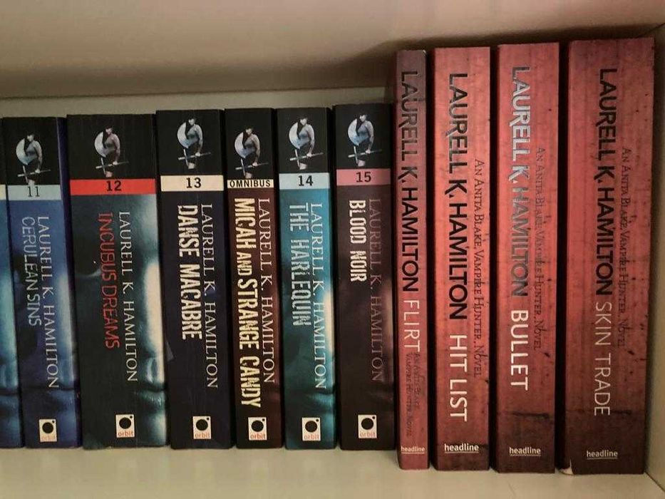 Livros FANTASIA/ Romance Paranormal Inglês (Paperback)