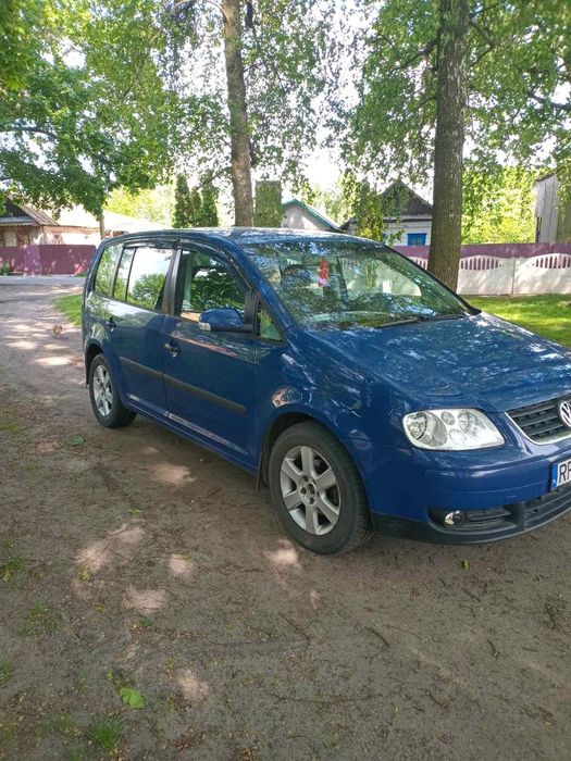 Фольцваген тауран 1.9 Диз 2003 Рик  Обмен Цикавит