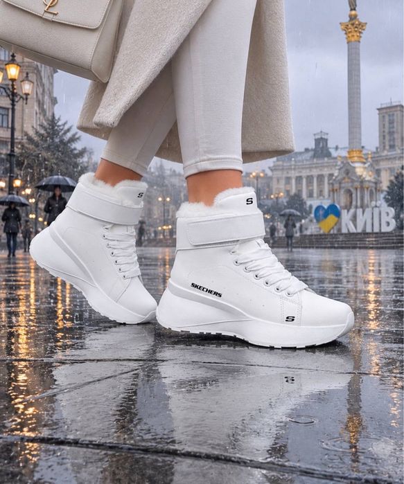 Женские ботинки на зиму Skechers Hi-Ryze Теплая меховая подкладка Ботинки скечерс Удобный повседневные ботинки на зиму Белые женские ботиночки