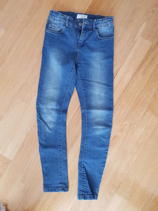 Spodnie jeansy dziewczece rozm. 140 Reserved