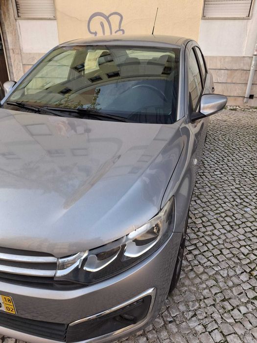 Citroen C-Elysée (Sempre assistido na marca,livro de revisões)