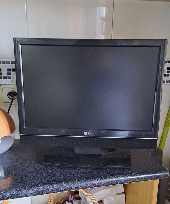 Televisão LG 19LS4R