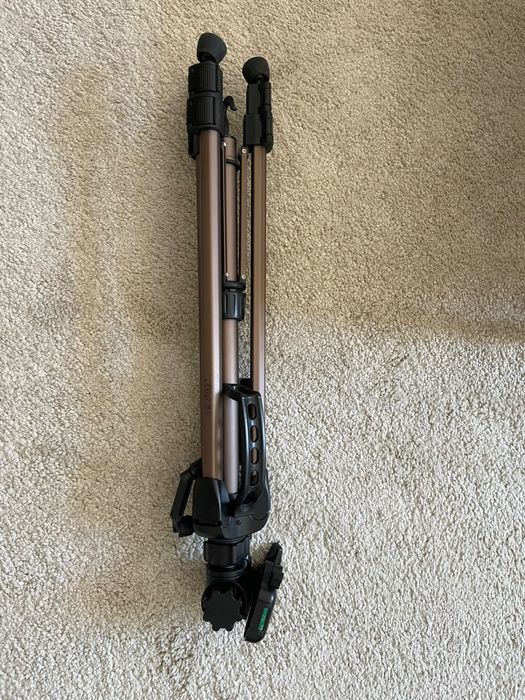 Tripé HAMA STAR 61