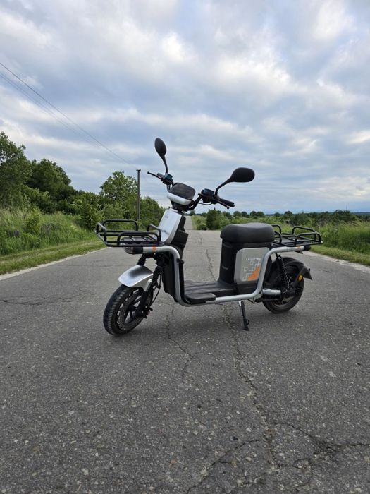 Продається електроскутер Crosser max 800w