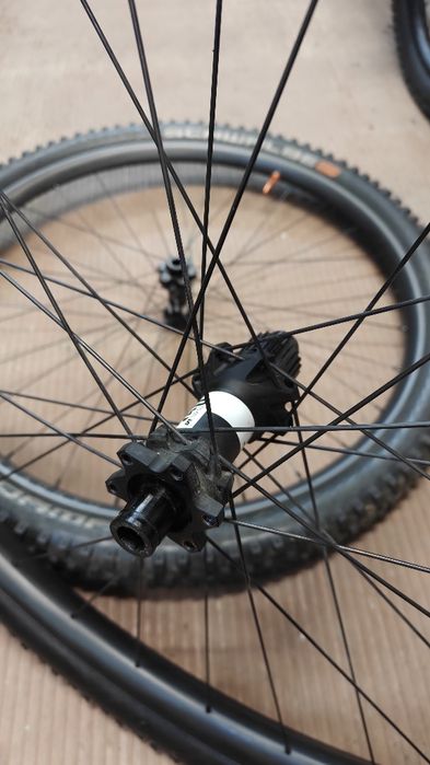 Koła karbonowe 29 MTB Dandy Horse 30 Boost Shimano MS