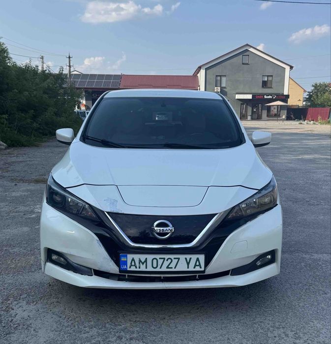Nissan Leaf SV  2019  42kwt авто в Украіні з США