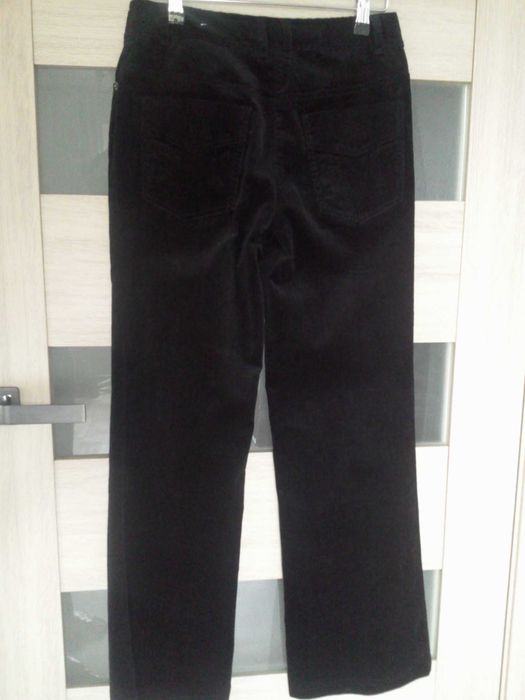 Брюки чорні Laura Ashley бавовна 98% еластан 2% розм 34 на 42