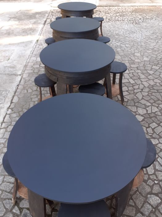 Mesas,bancos feito pipas vintage