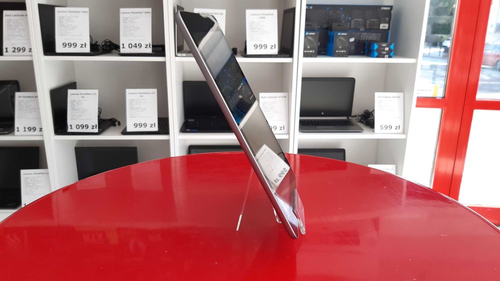 Tablet Apple iPad 10,2" Gen7 32GB WiFi Klasa A FV23 Raty Gwarancja