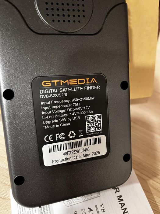 Прилад для налаштування супутникового зв'язку Супутниковий тюнер