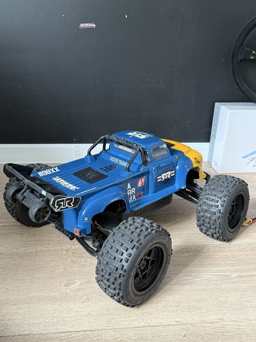 Arrma notorius 6s v6