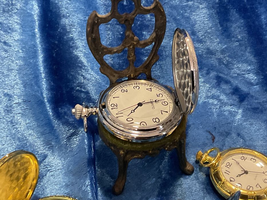 RELOGIOS de bolso de coleção quartz a trabalhar